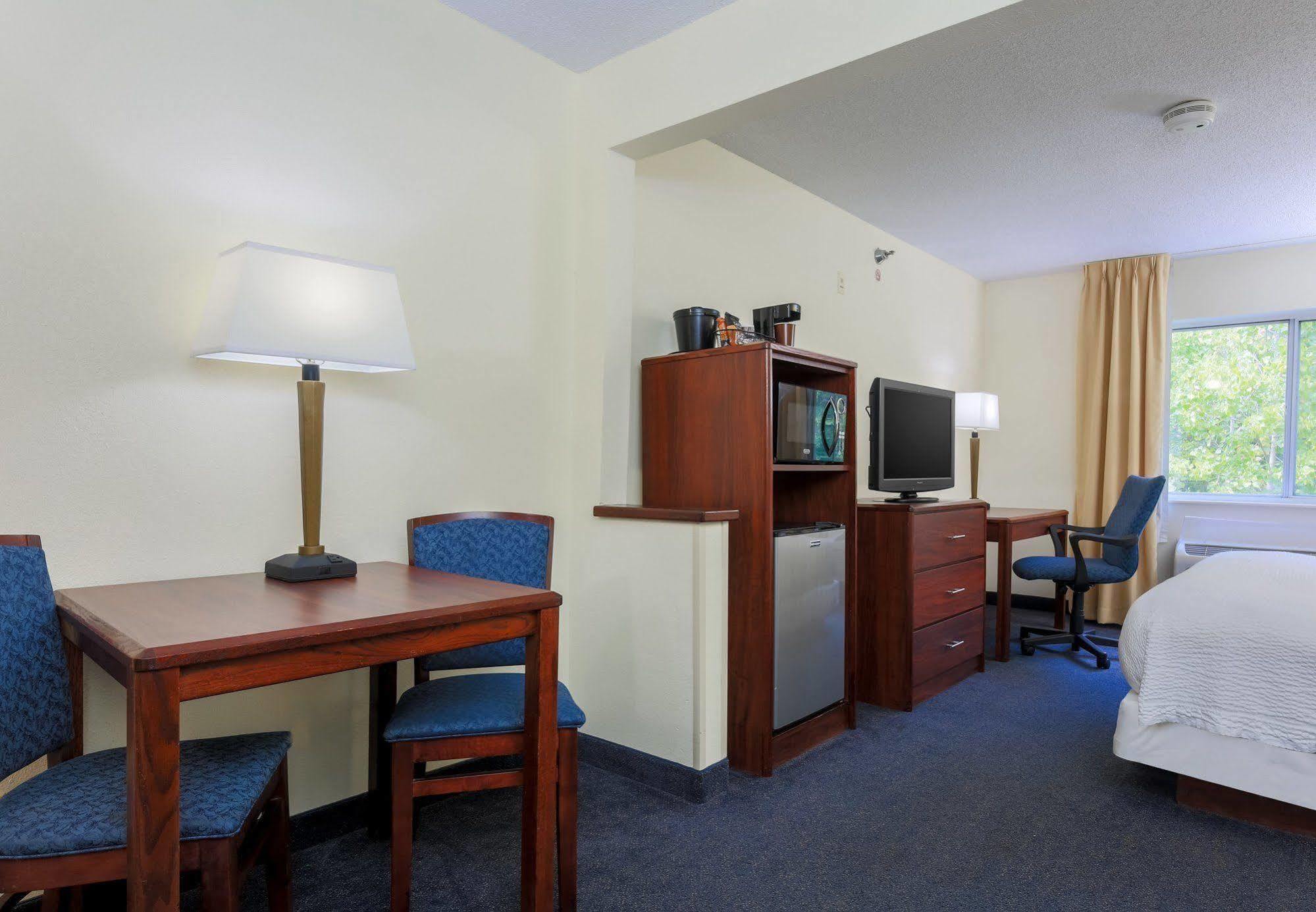 Fairfield Inn By Marriott Warren Niles Εξωτερικό φωτογραφία